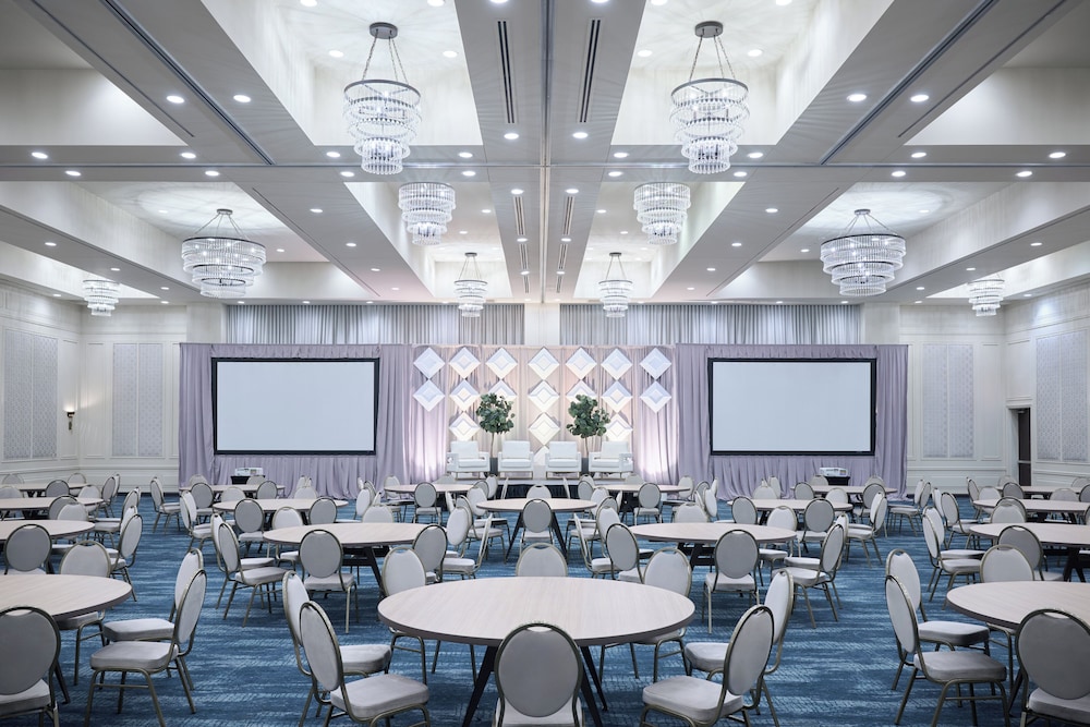 Hutton Hotel Nashville 41/48