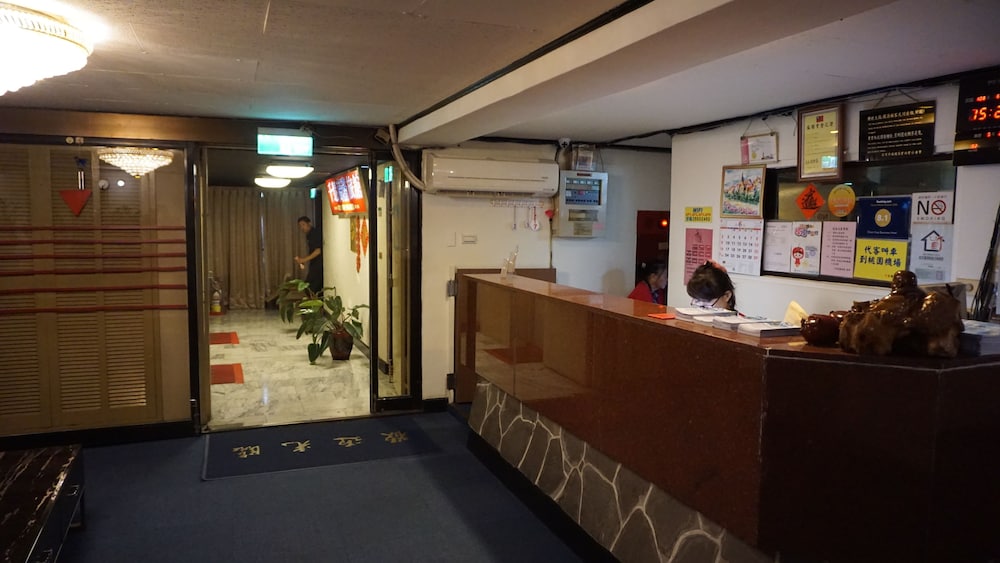 Chian Huei Business Hotel 10/69