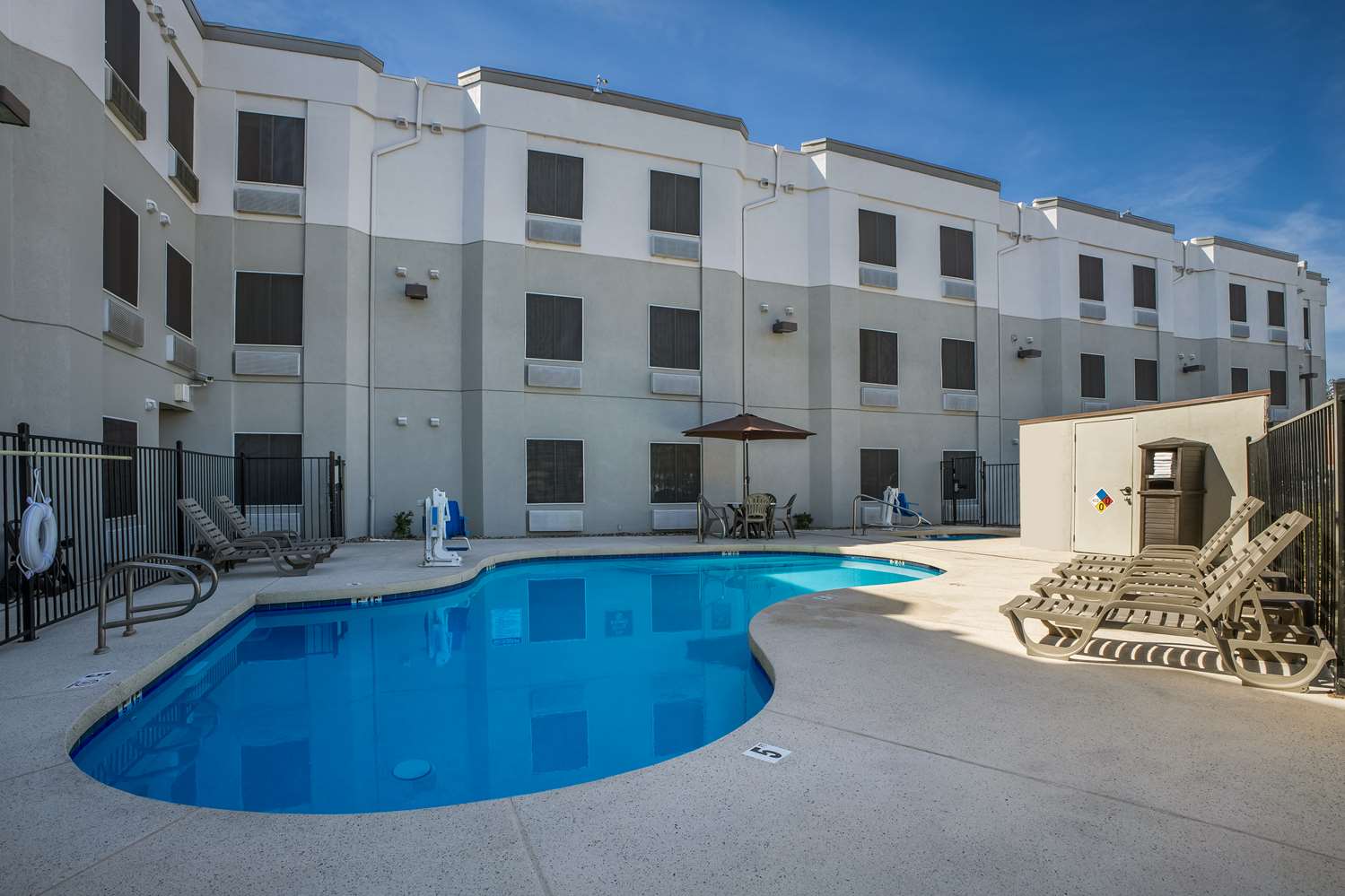 SureStay Plus Hotel by Best Western Superstition Springs 2/12
