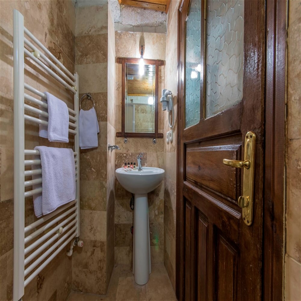 Antique Terrace Suites 45/50