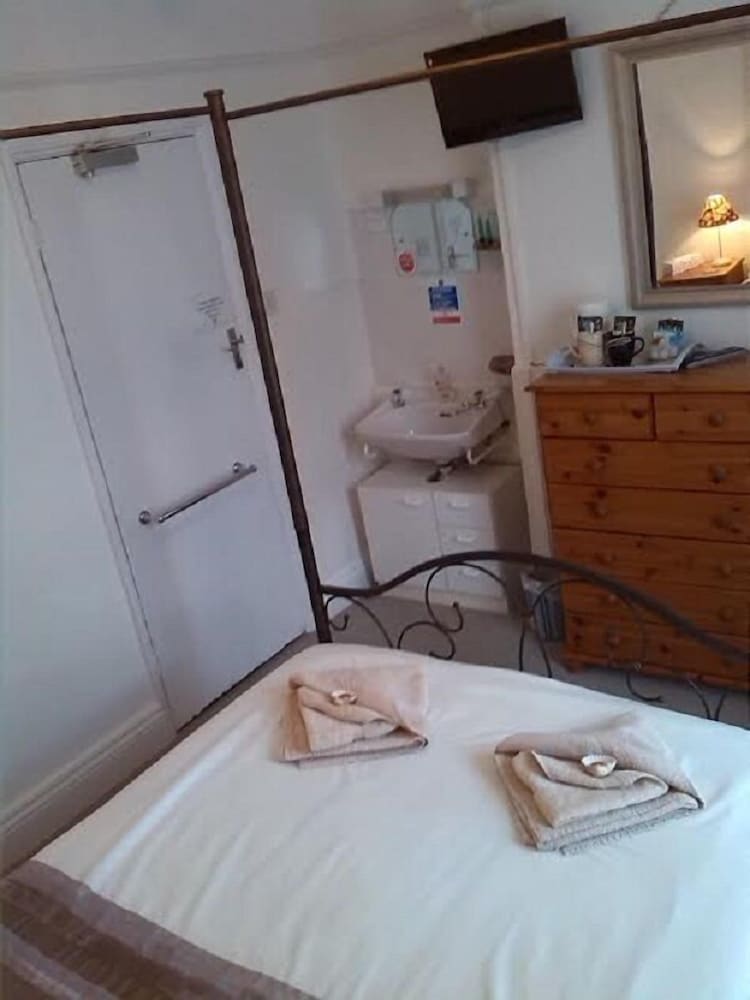 The Haldon Guest House 17/40
