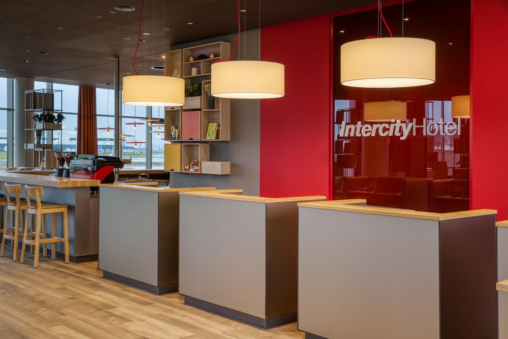 IntercityHotel Amsterdam Airport 6/60