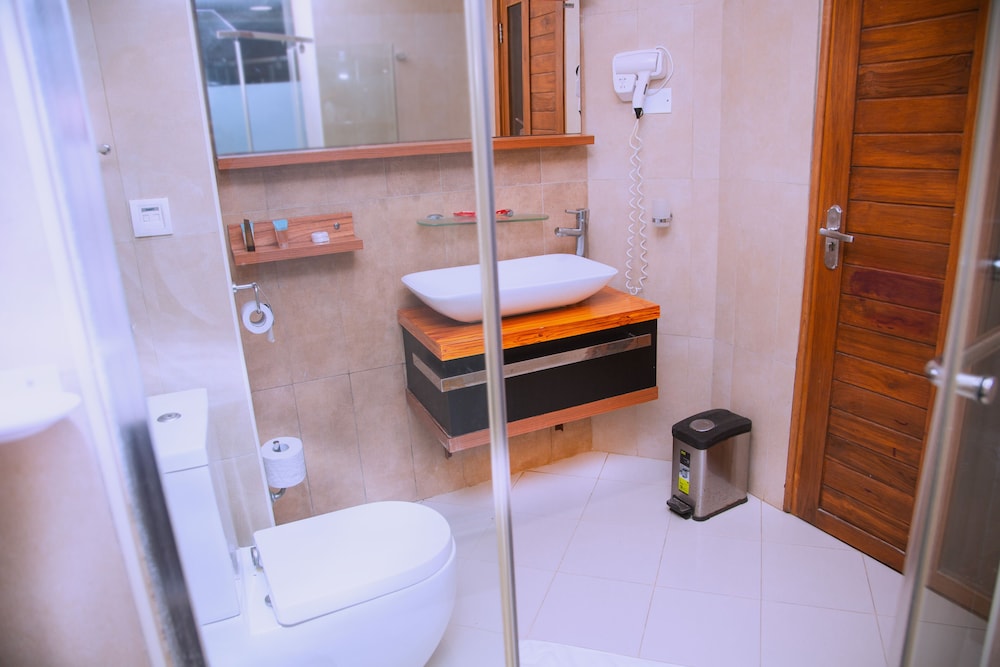 Tanga Beach Resort & Spa 49/50
