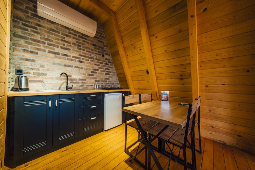 Babil Bungalow Hotel 2/23
