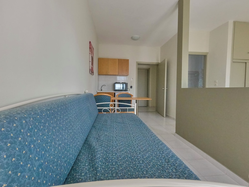 Ivory Serenity Hotel 45/70