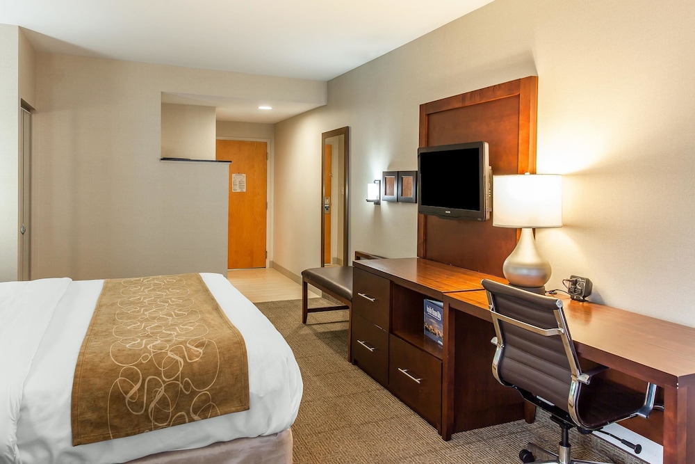 Comfort Suites Ocean City West 16/46