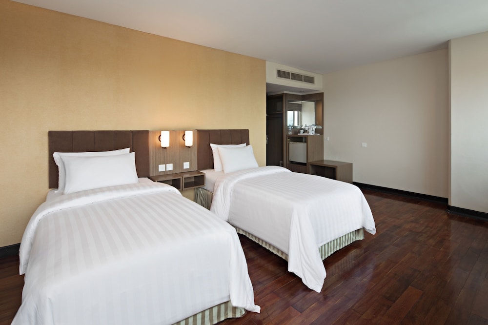 Golden Boutique Hotel Kemayoran 35/70