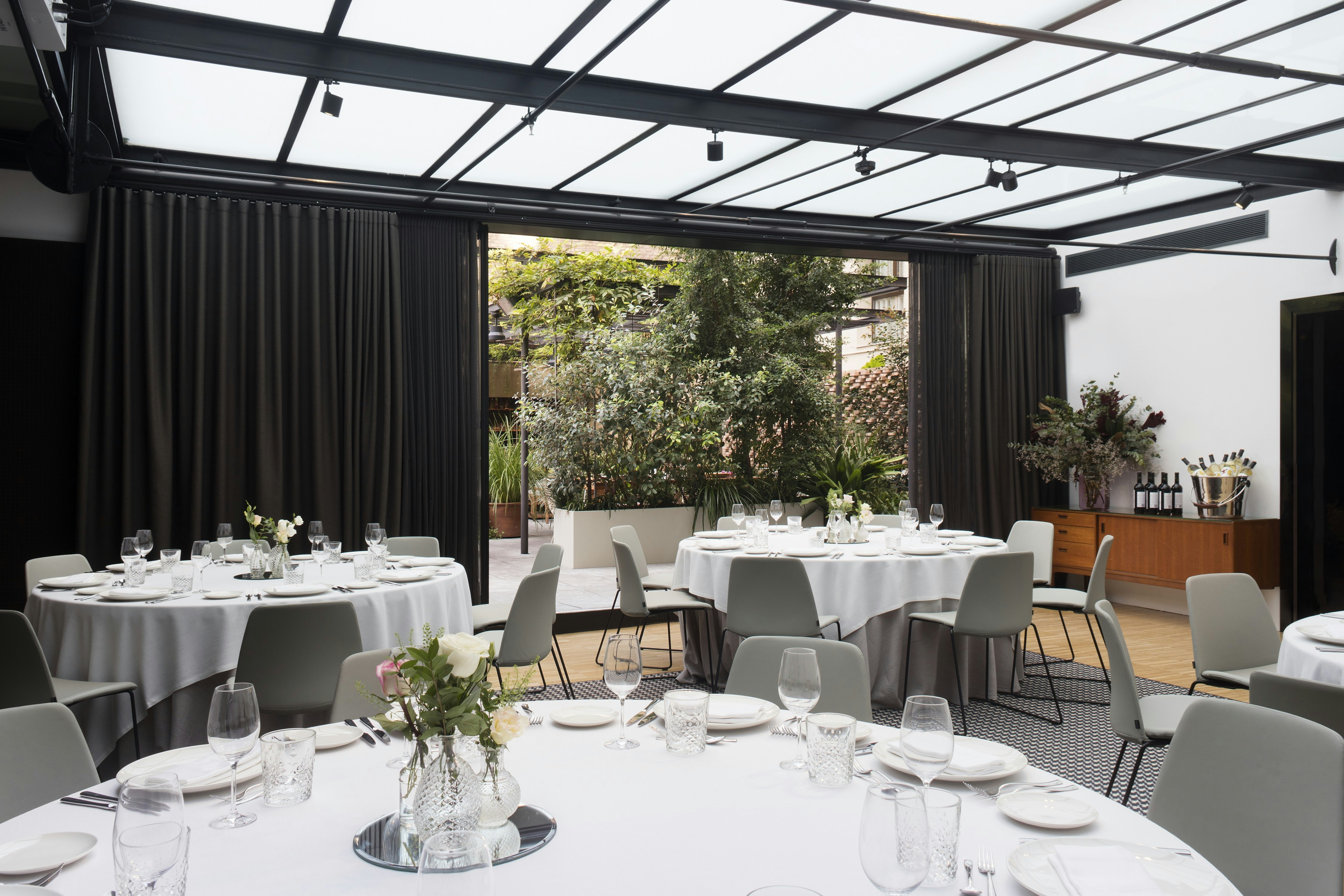 Alexandra Barcelona Hotel Curio Collection By Hilton 71/90