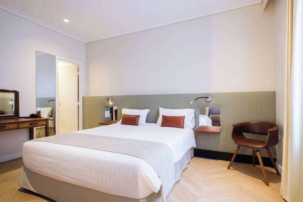 HOTEL BOILEAU 28/52
