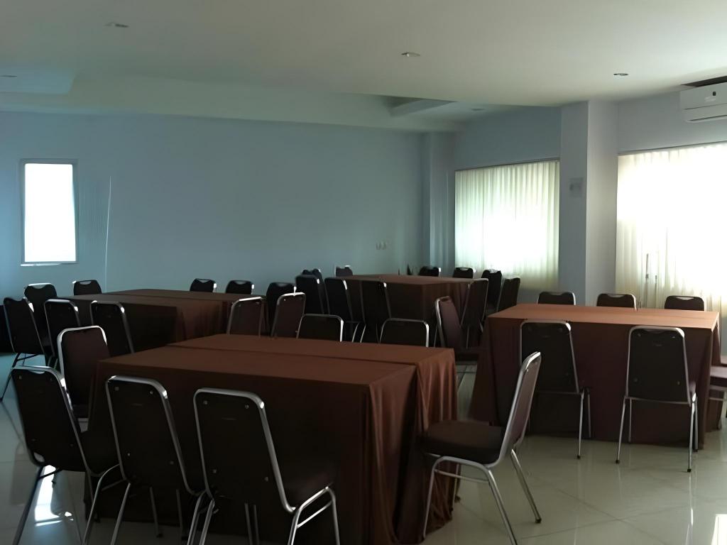Bunda Hotel Bukittinggi 12/16