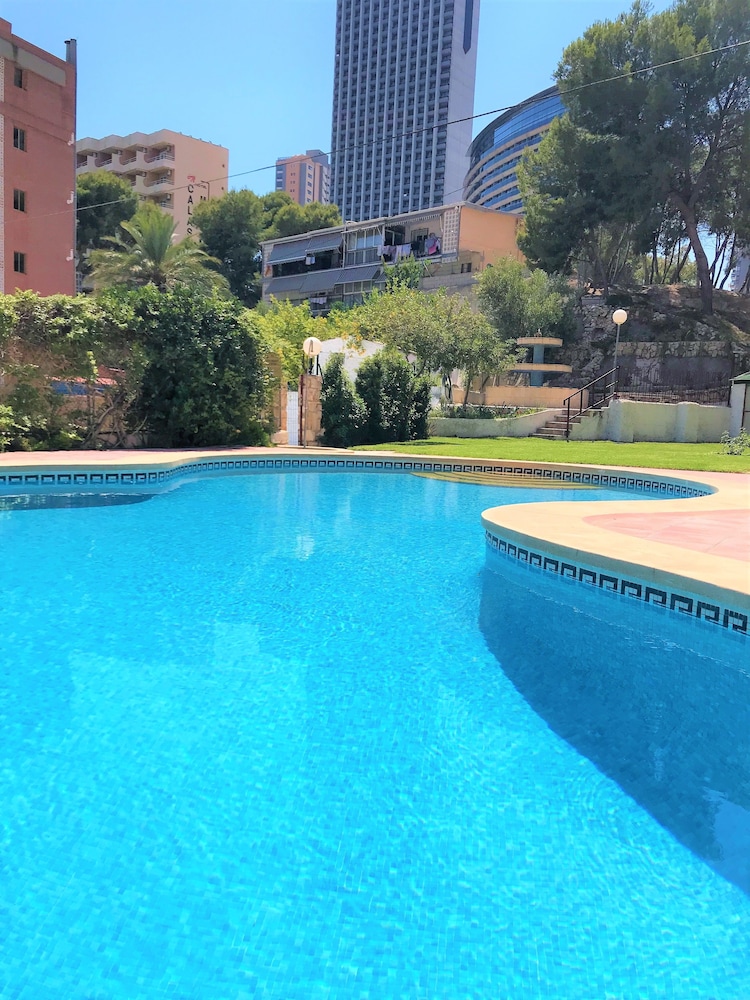 Sonrisa Apartments 45/50