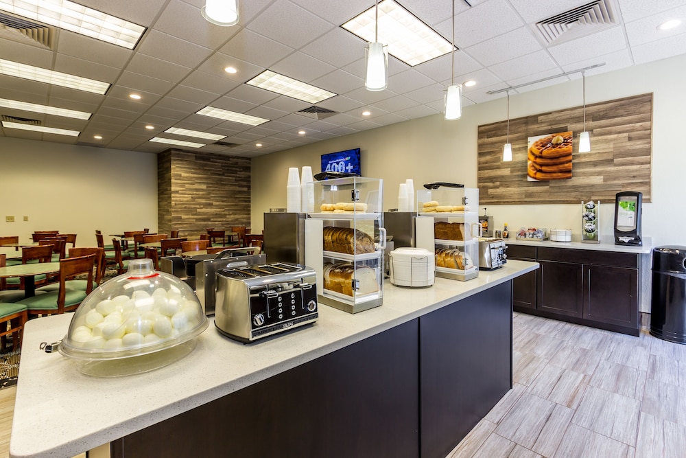 La Quinta Inn By Wyndham Clearwater Central 36/52