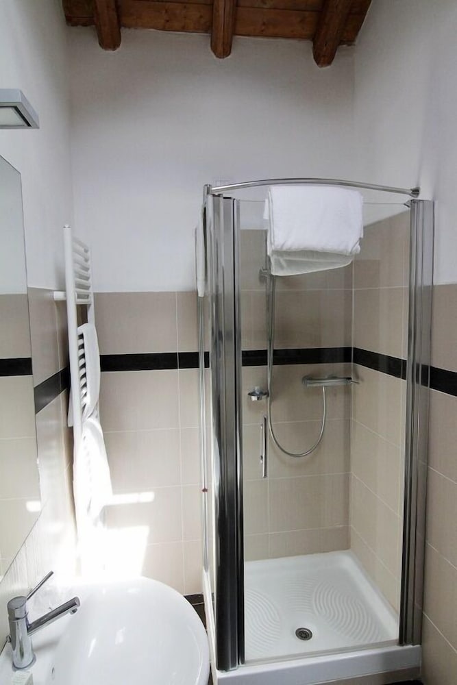 Hotel Corte Santa Libera 40/41