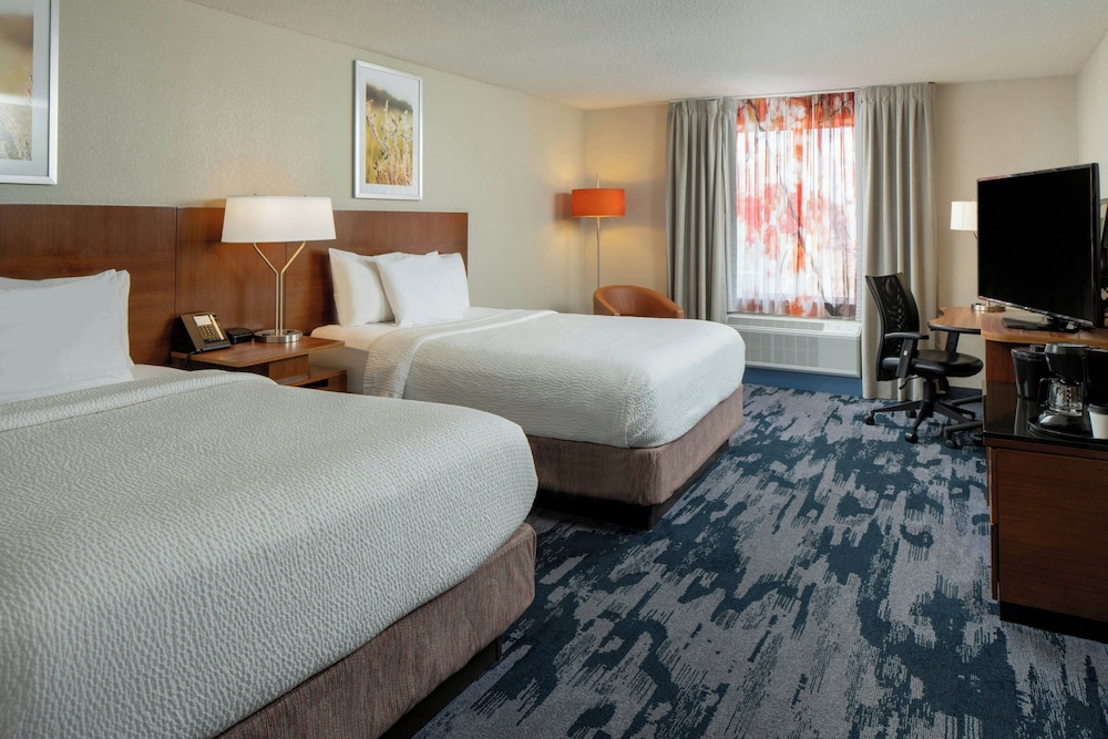 Fairfield Inn and Suites Jackson Airport 8/27