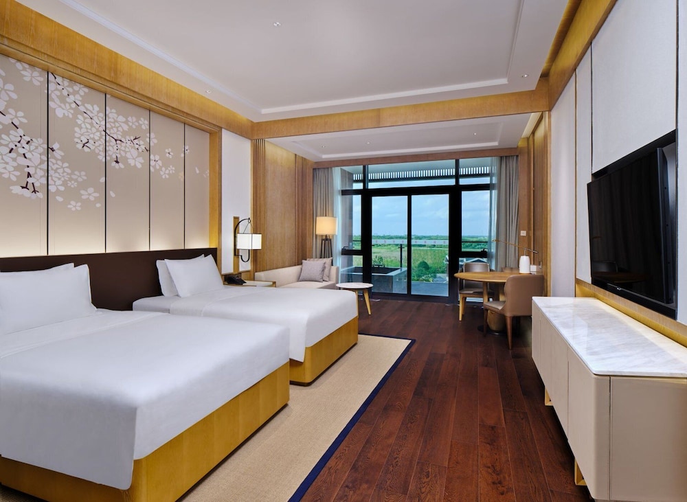 Hualuxe Suzhou Bay Hot Spring Resort 21/72