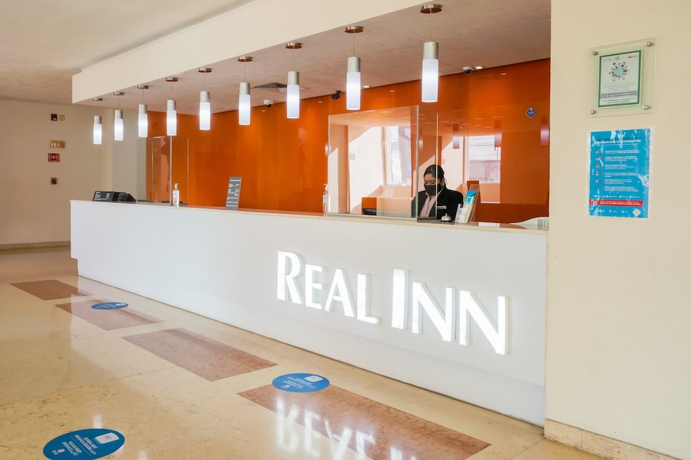Real Inn Guadalajara Expo 9/79