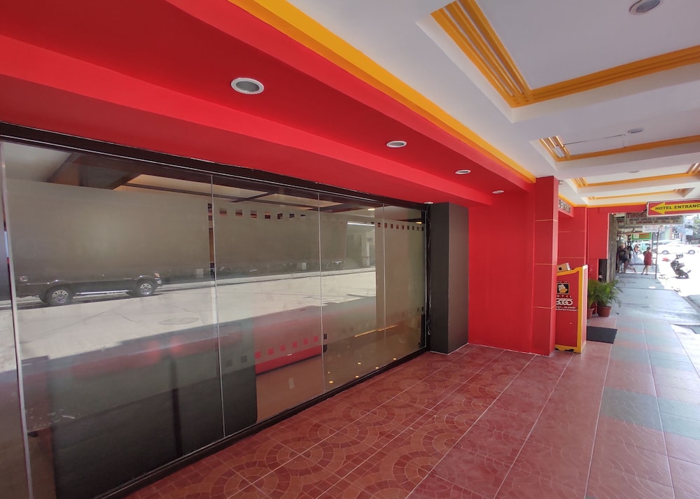 Hotel Sogo Cebu 8/23