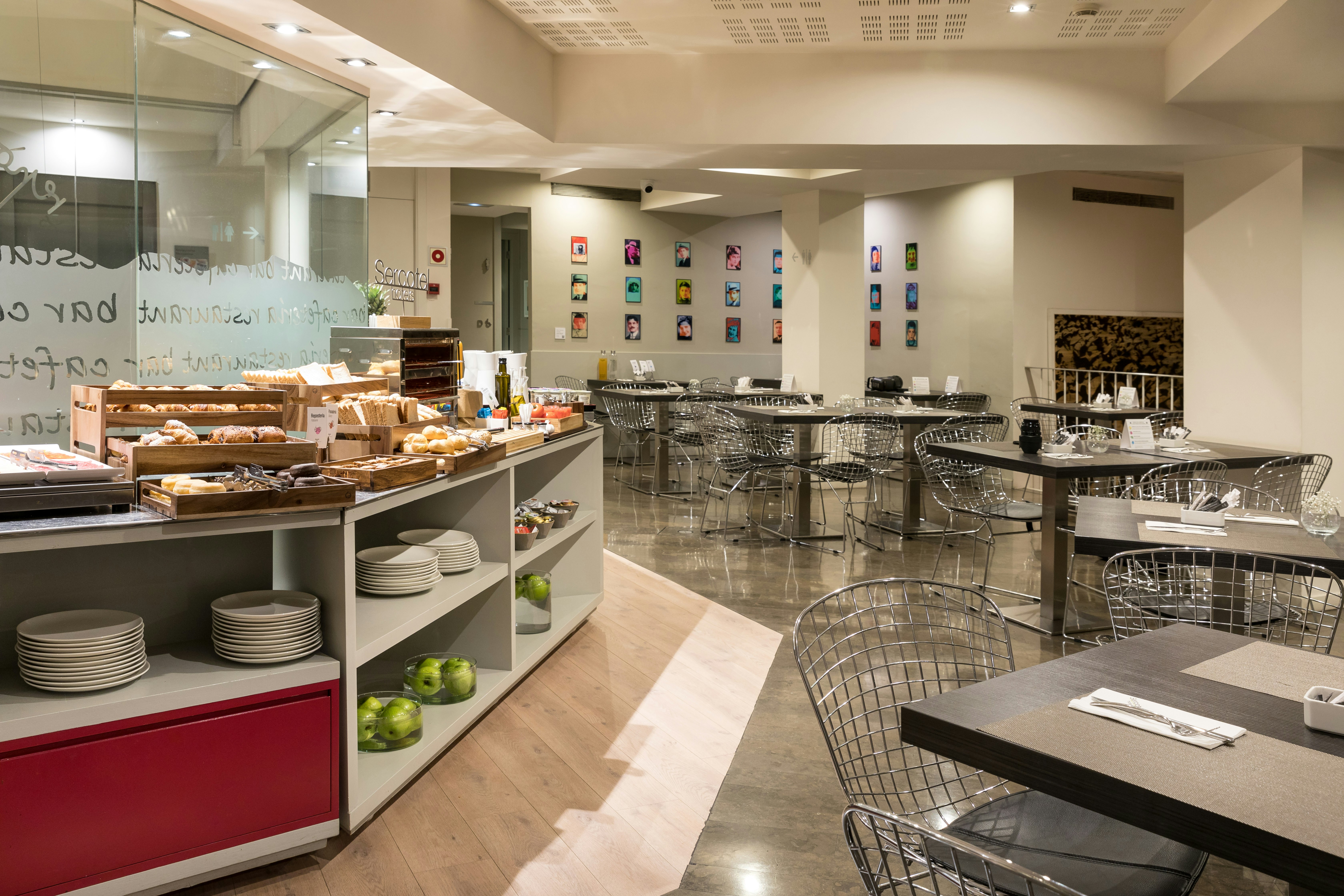 SERCOTEL AMISTER ART HOTEL 39/49
