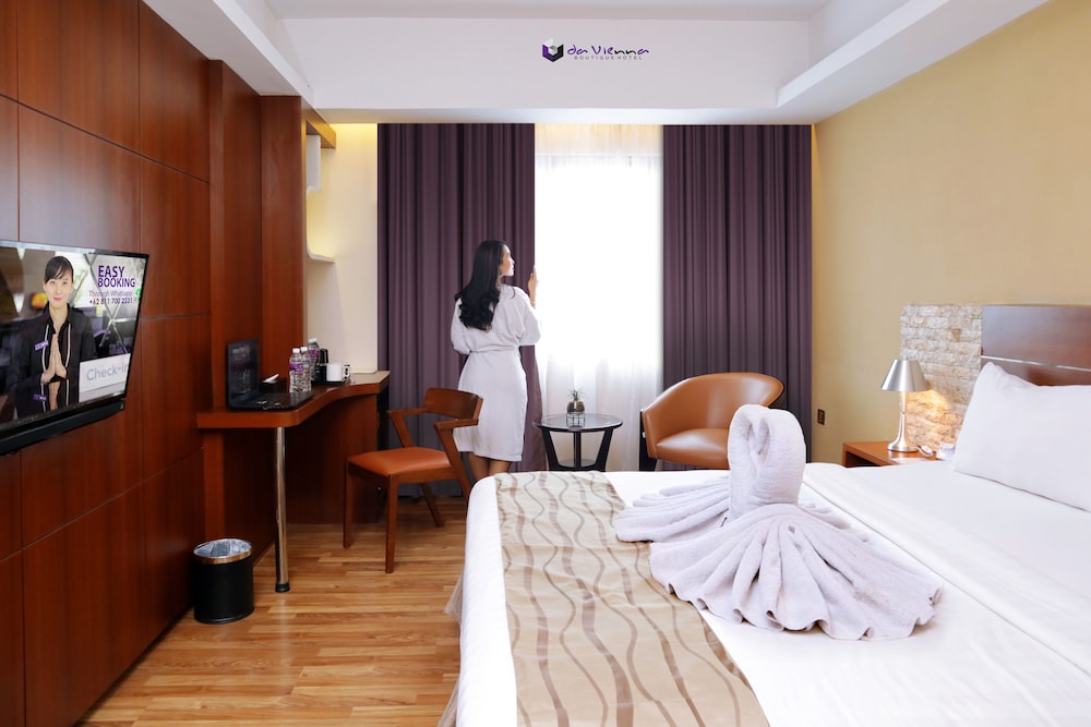 Fox Hotel Nagoya Batam 12/69