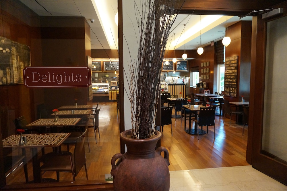 Luxury Suites International At The Signature 49/71