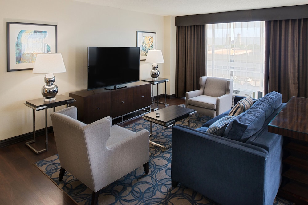 Radisson Hotel St. Louis Downtown Convention Center 40/65