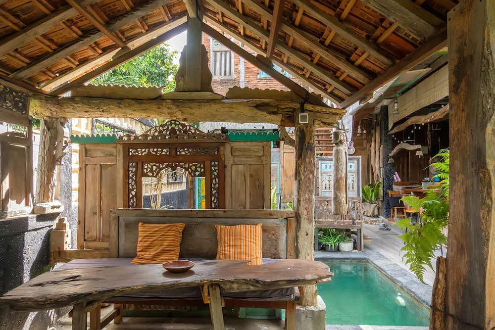 Twospaces Living At Bunga Desa 10/50