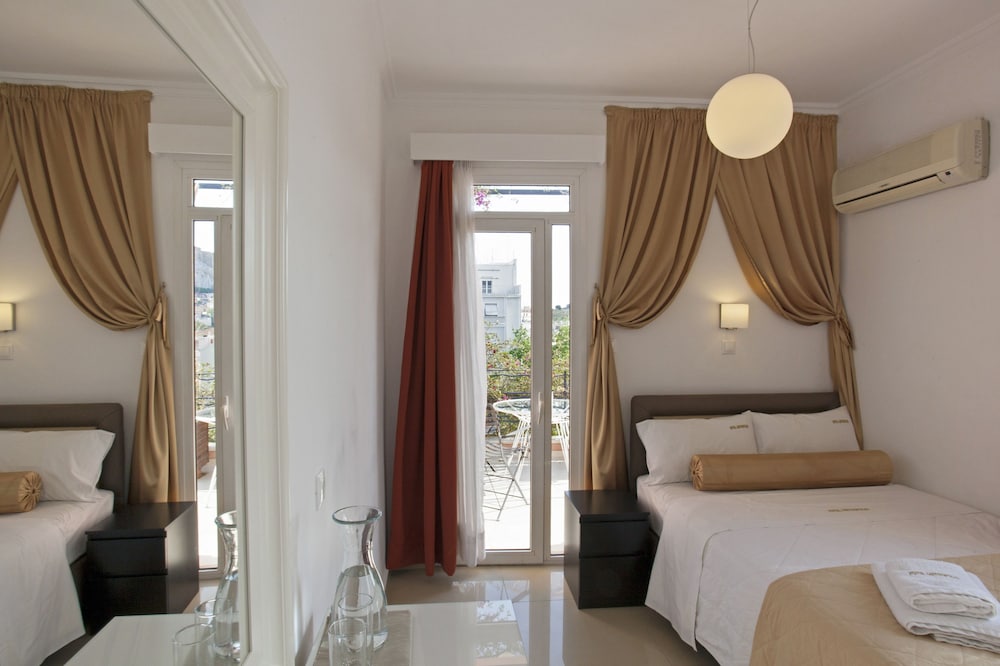 Metropolis Hotel 15/46