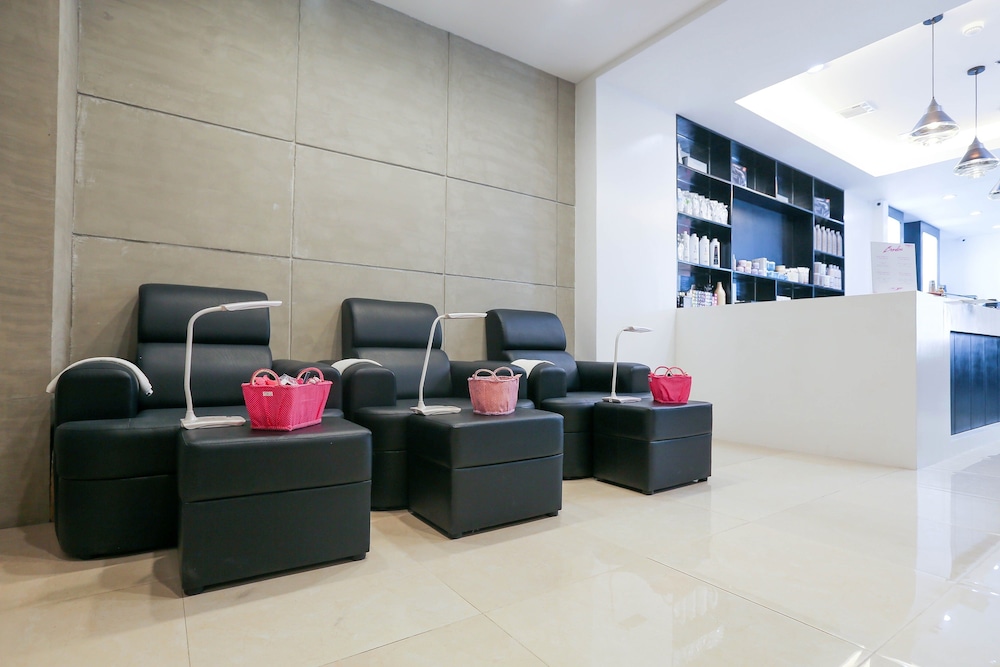 Bed+Bath Serviced Suites 44/66