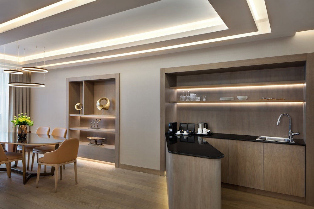 Sheraton Istanbul City Center 48/65
