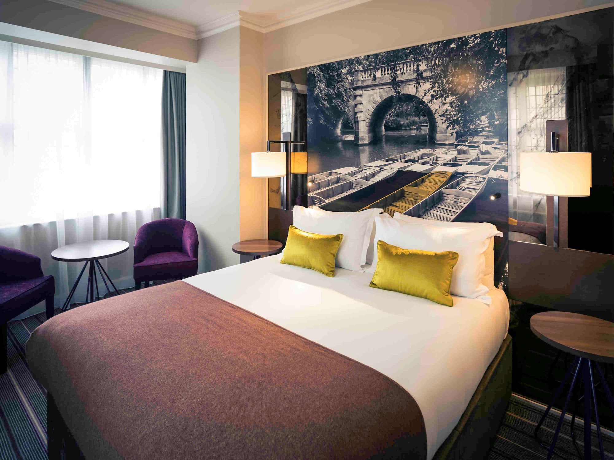 PRIVILEGE, TWIN BEDS