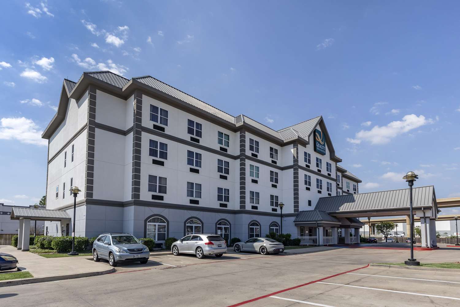 Quality Inn & Suites I-35 E-Walnut Hill 41/41