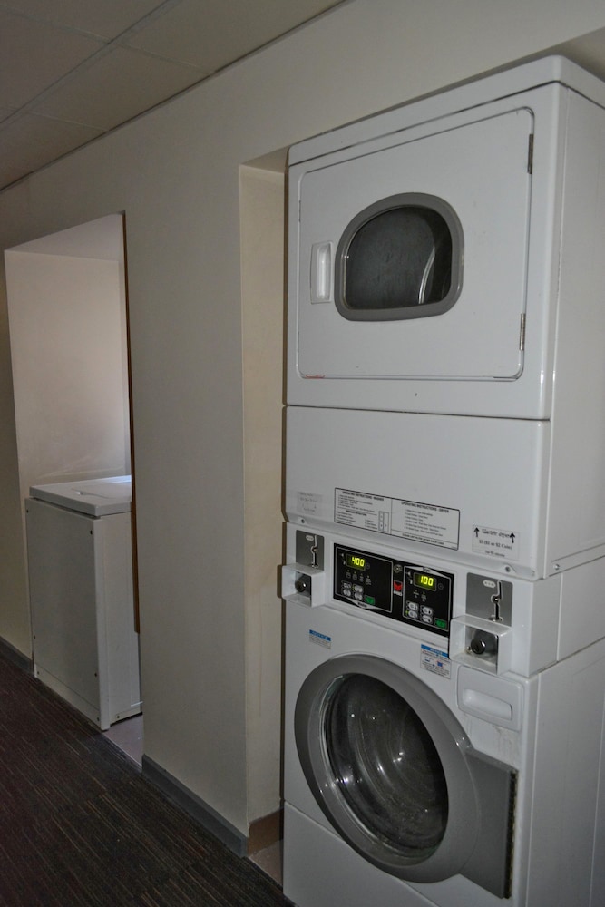 Elizabeth Hostel 29/62