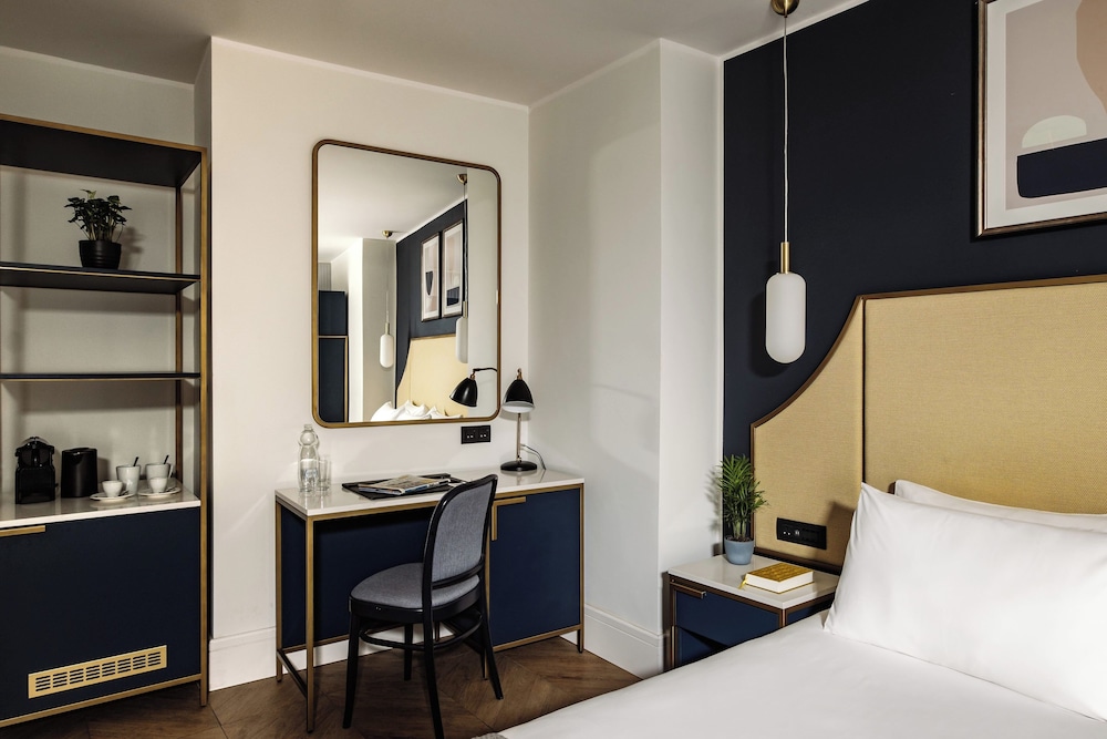 The Cumberland Hotel 34/63