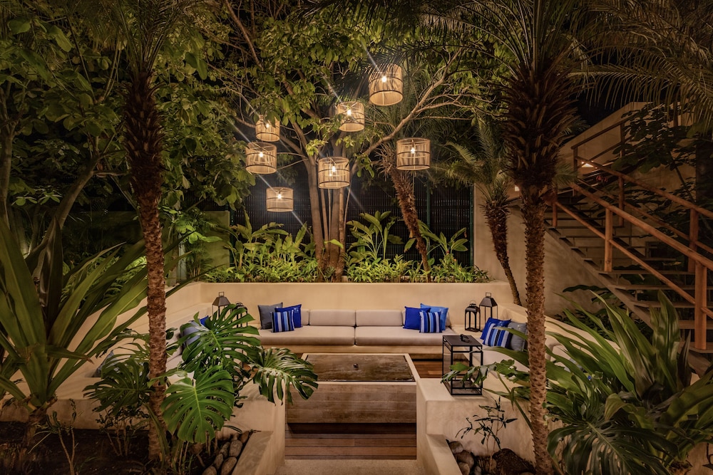 Hotel Casa Bocana 41/50