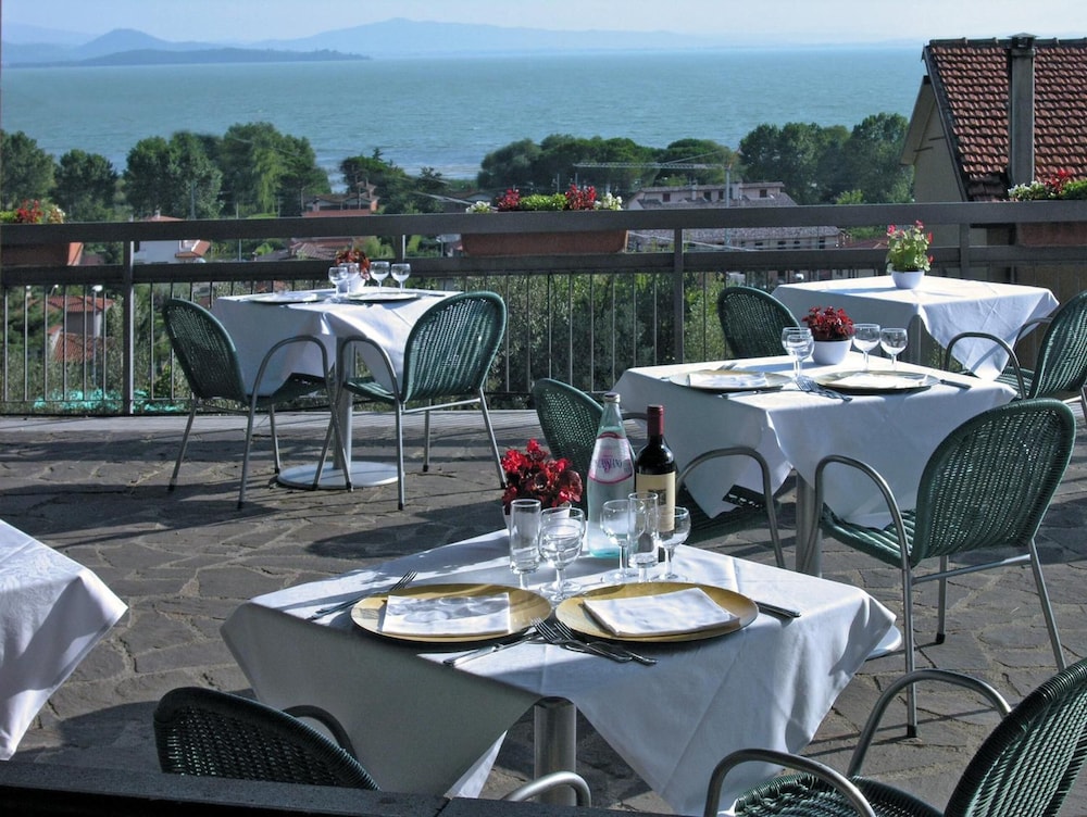 Hotel Cavalieri 25/50