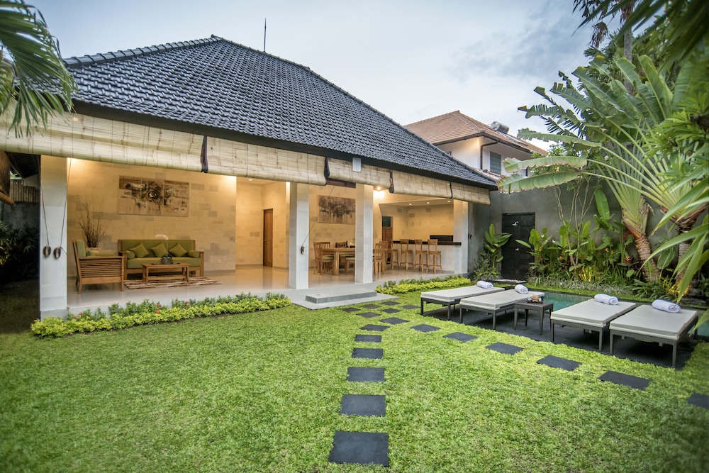 Sandi Agung Villa Bidadari 21/28