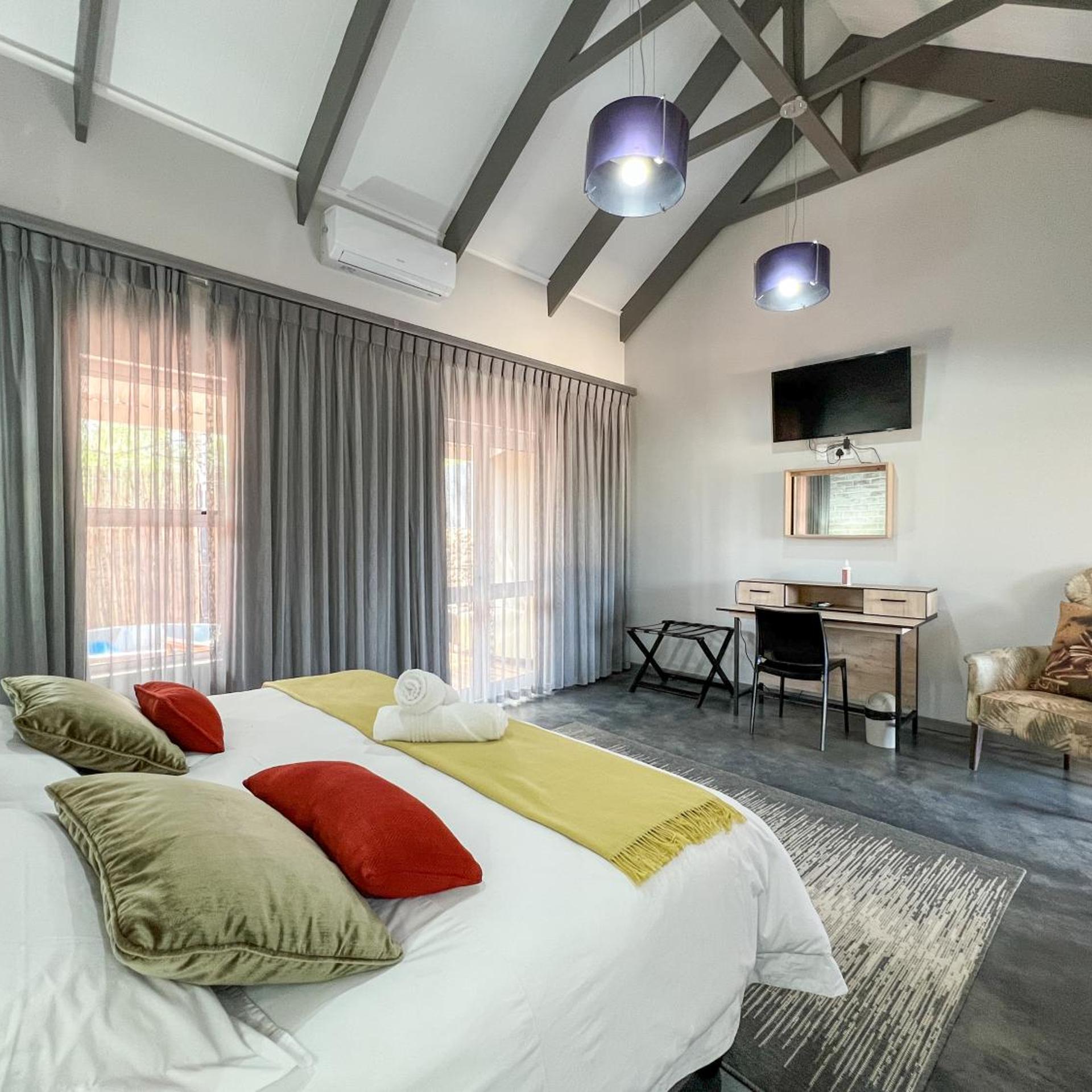 The Featherbed - Oudtshoorn 13/50