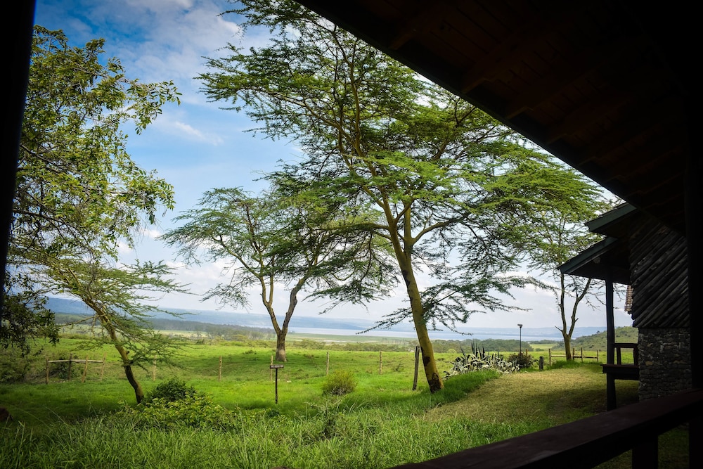 Lake Nakuru Lodge - All Inclusive 26/32