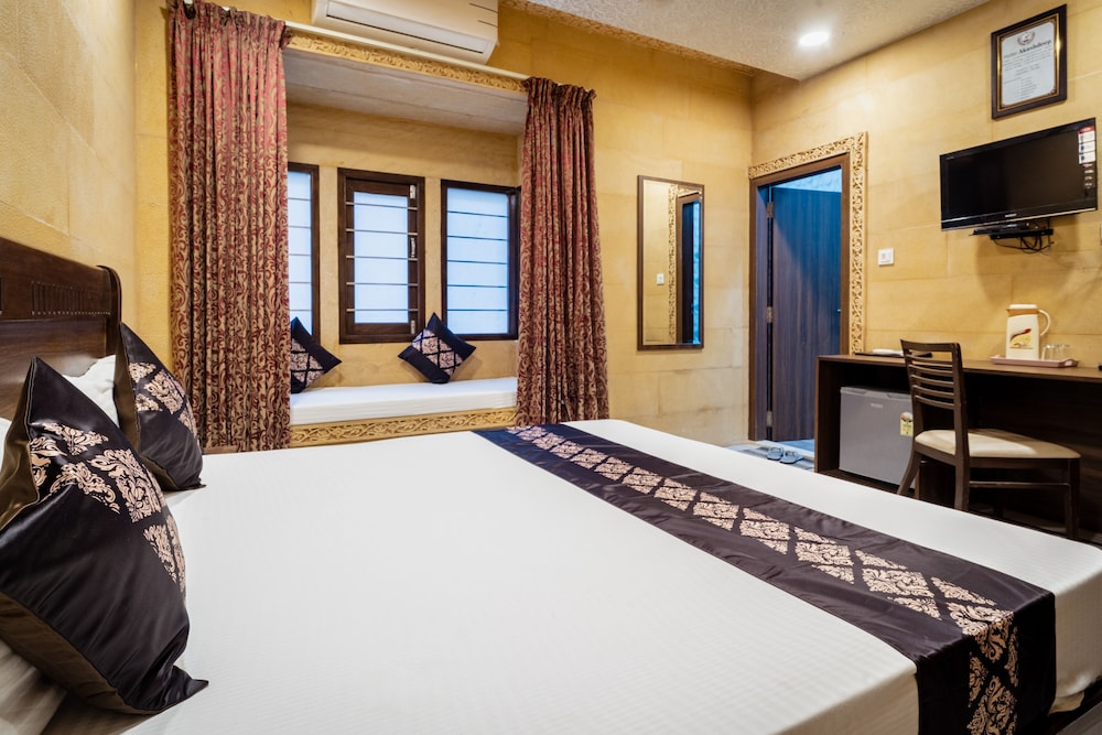 Hotel Akashdeep 24/50