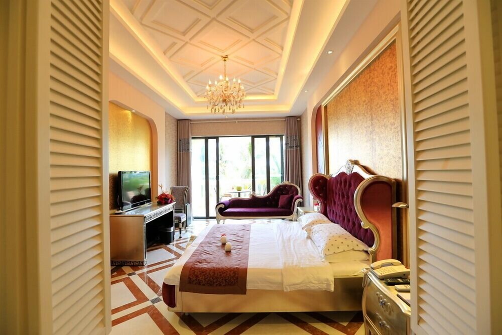 PALM BEACH RESORT AND SPA 17/48