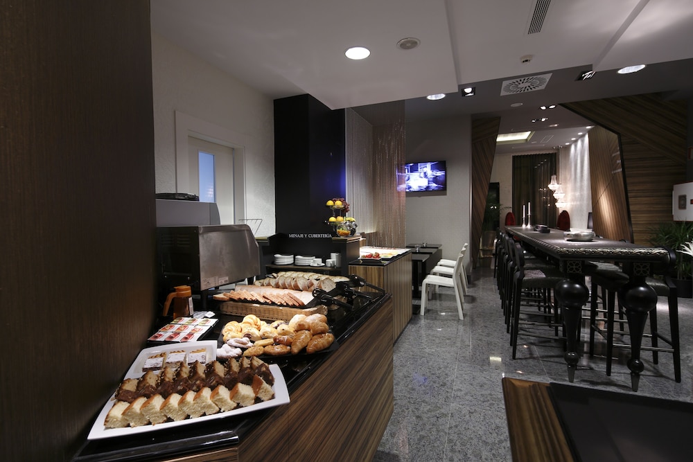 Capitol Boutique Hotel 51/61