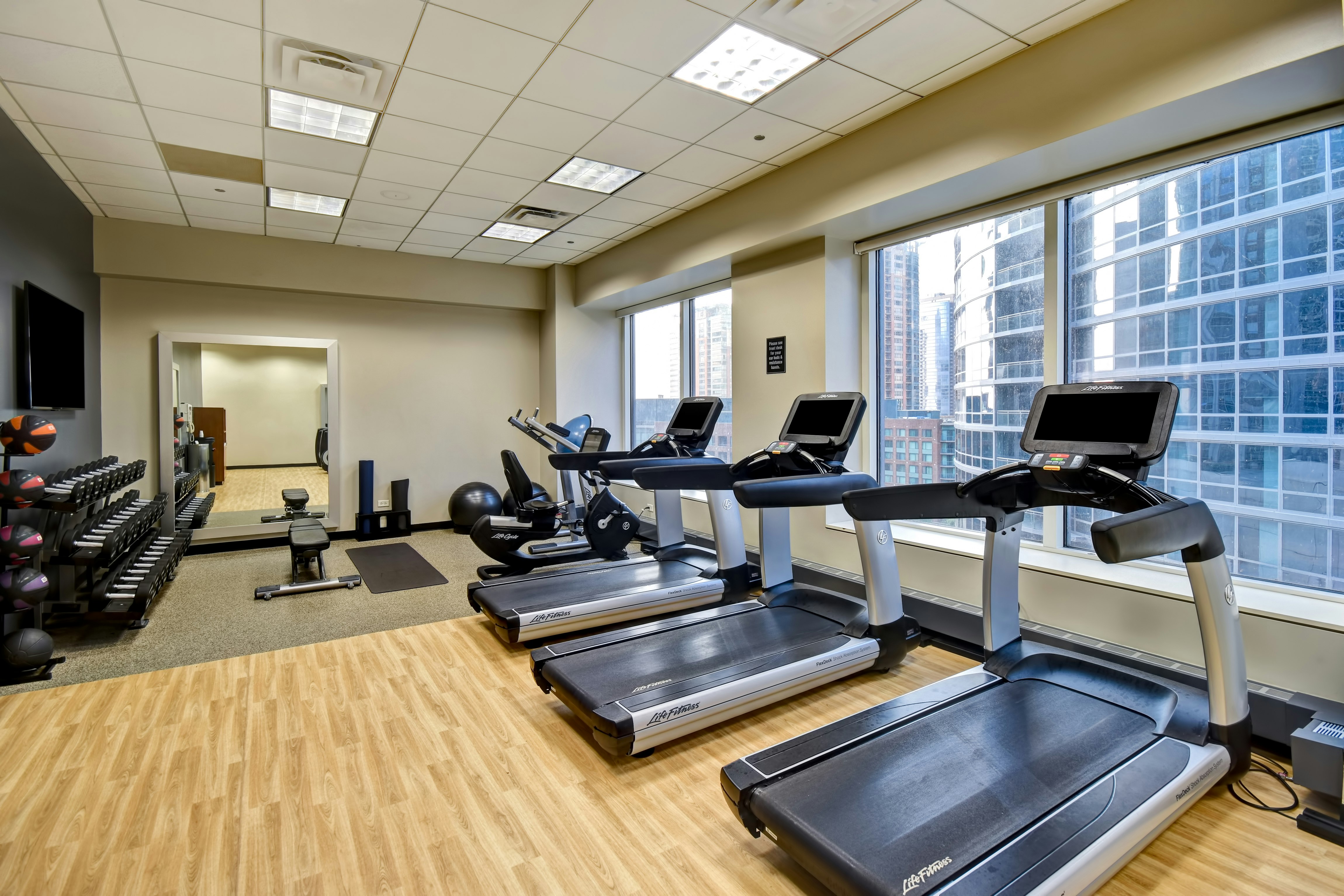 Embassy Suites by Hilton Chicago Downtown Magnificent Mile 22/53