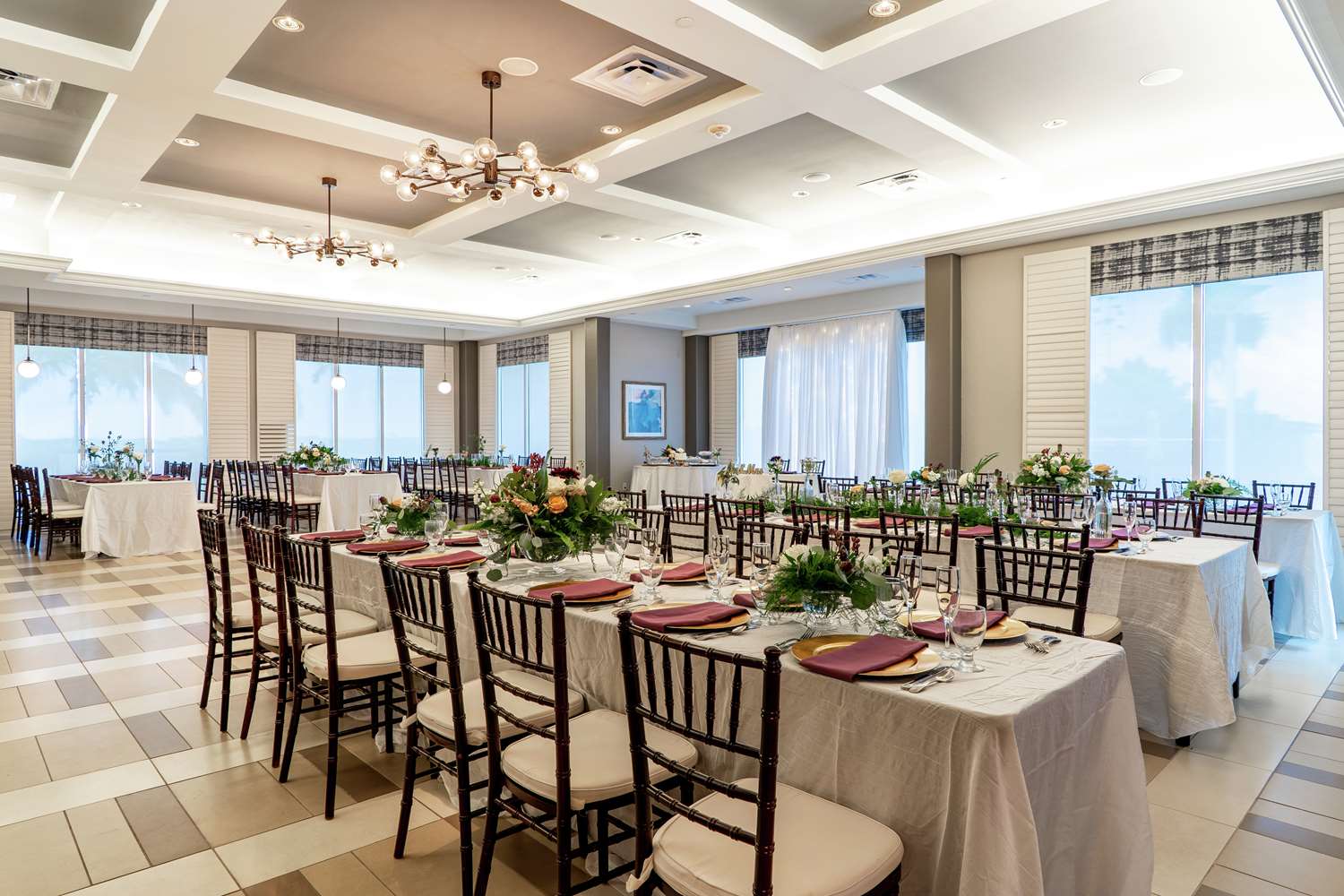 restaurant cafeteria