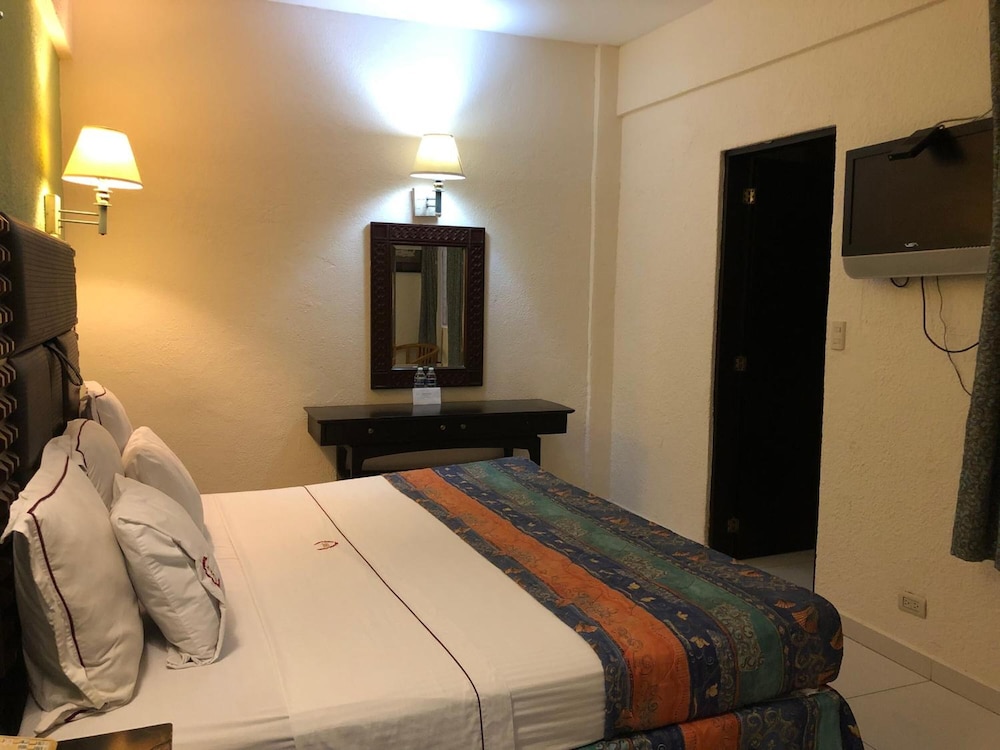 Frances Hotel 13/54