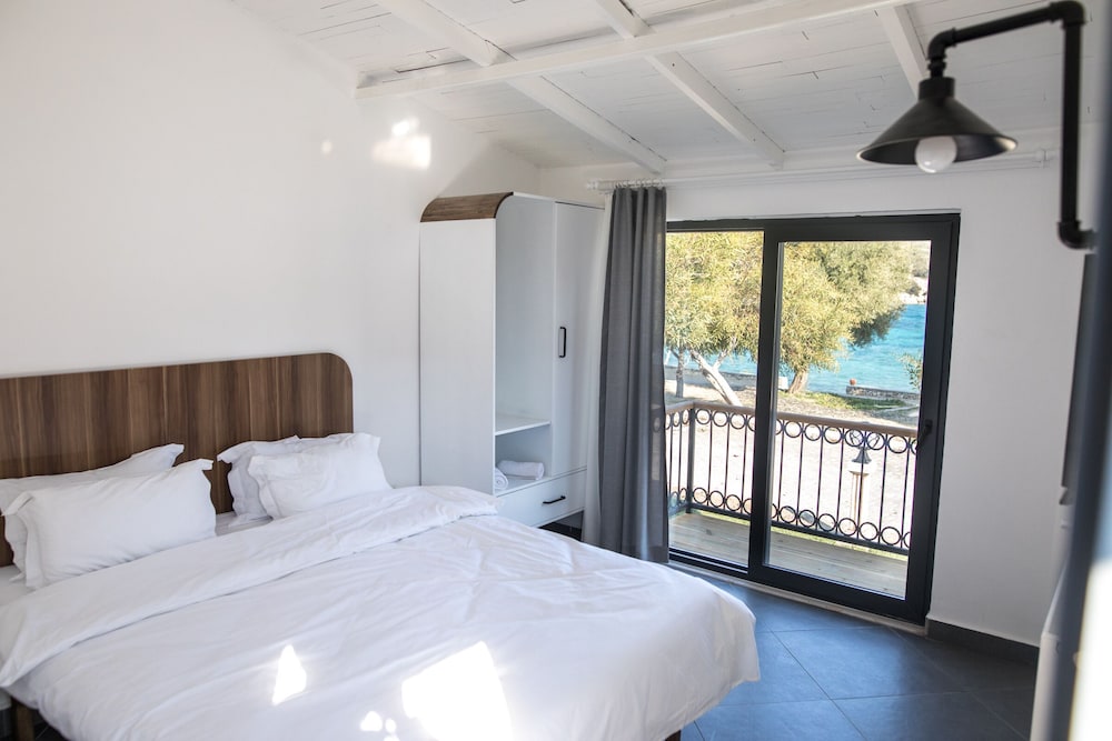 Maya Bistro Hotel Beach 18/70