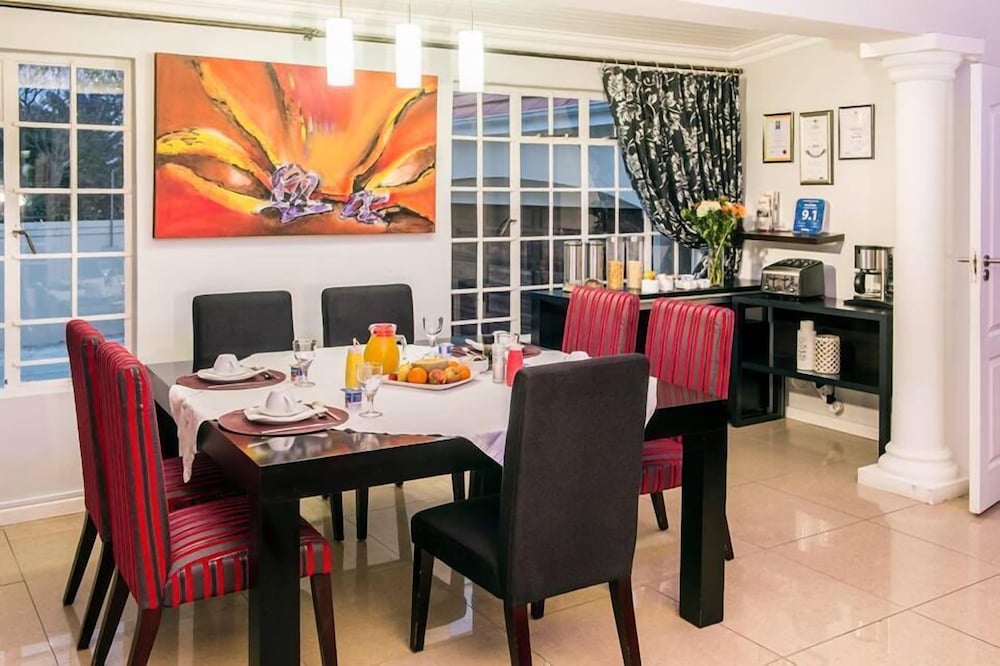 Bhotani Bed And Breakfast 11/15