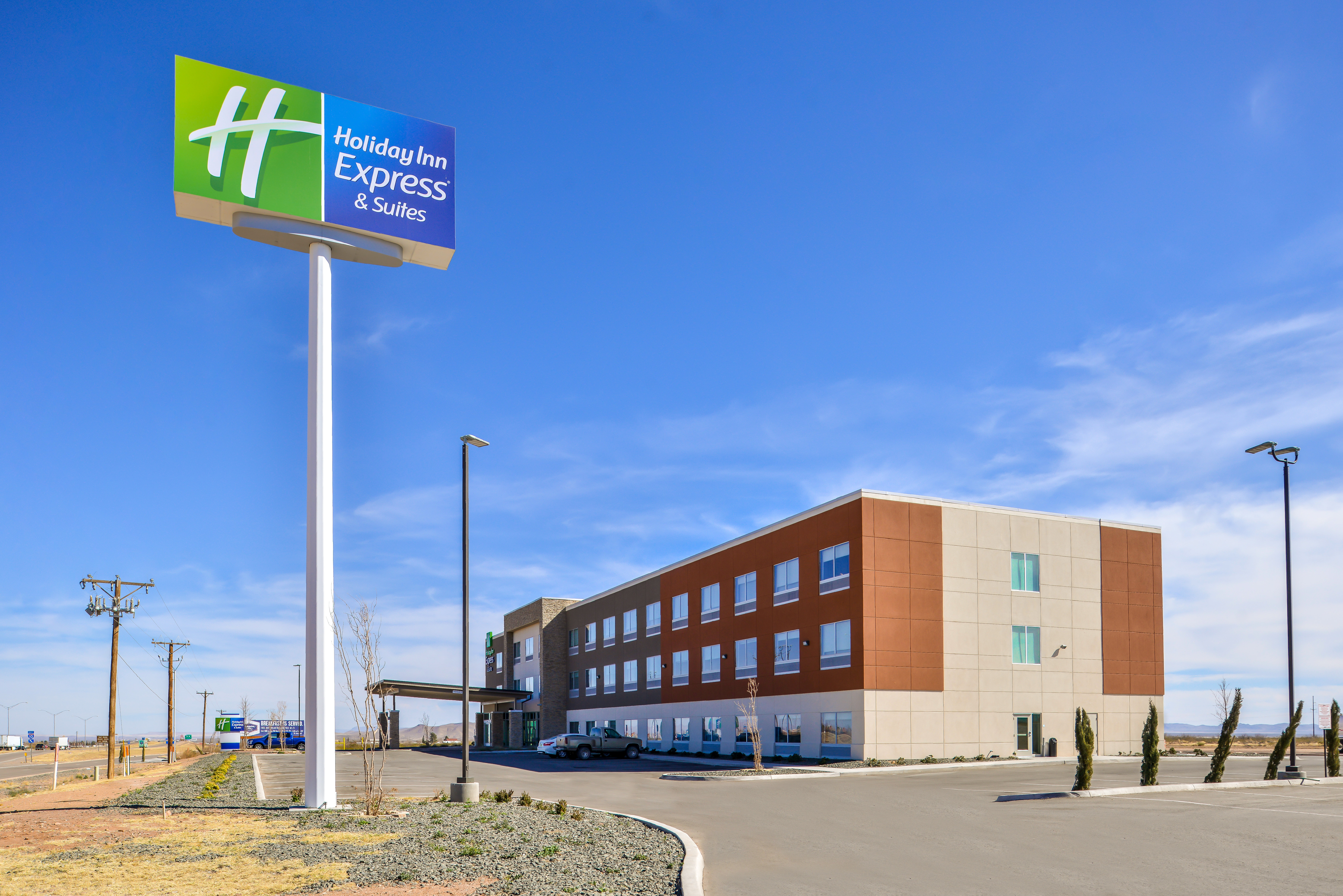 HOLIDAY INN EXPRESS & SUITES VAN HORN 58/65