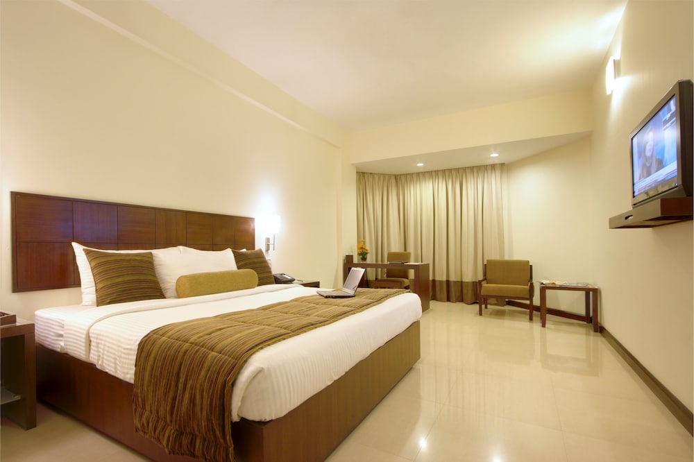 Hotel Express Residency Vadodara 12/46