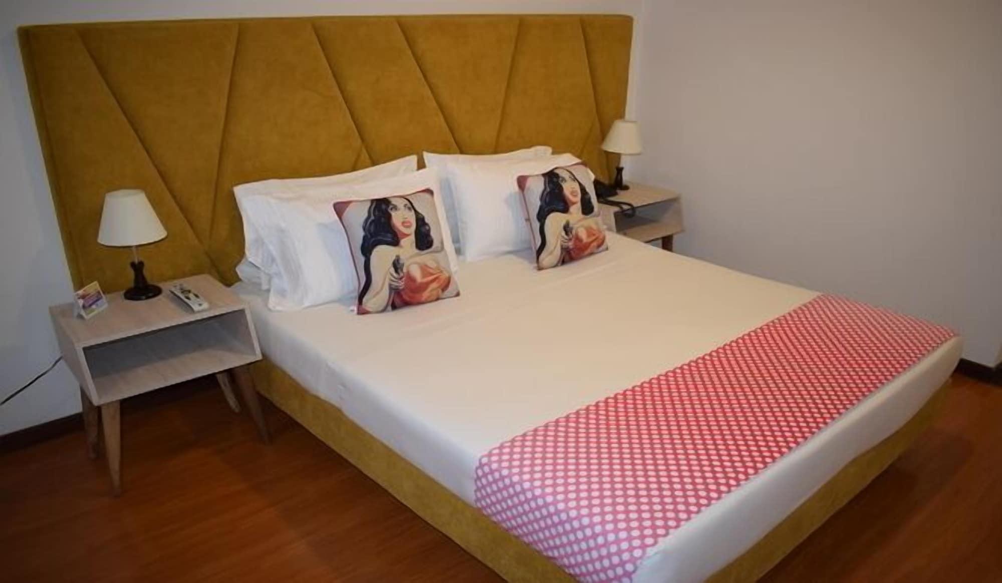 غرفة بسرير مزدوج، Pop Art Hotel Manizales Centro Historico 3/4