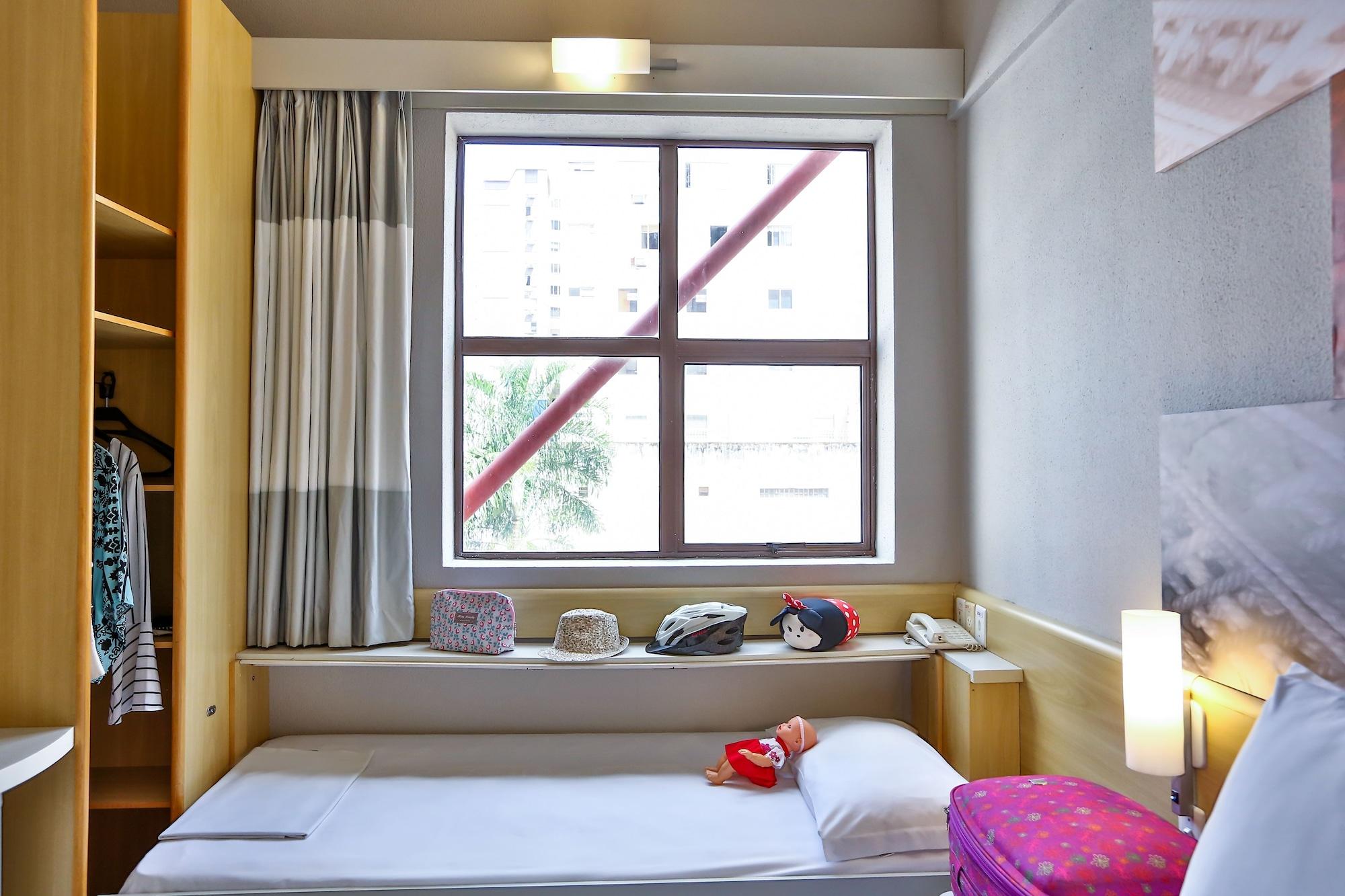Standard, Multiple Beds